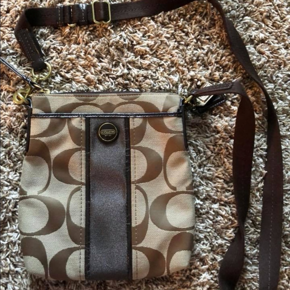 coach side purse